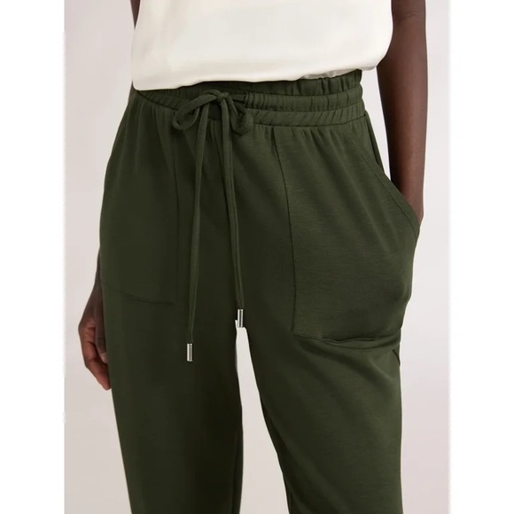 Scoop Women's Ultimate ScubaKnit Pants with Pockets NWT - Picture 2 of 2